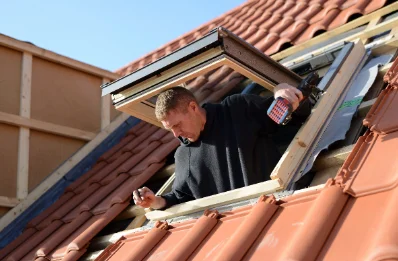 Pose de fenêtres de toit Velux à Folkling